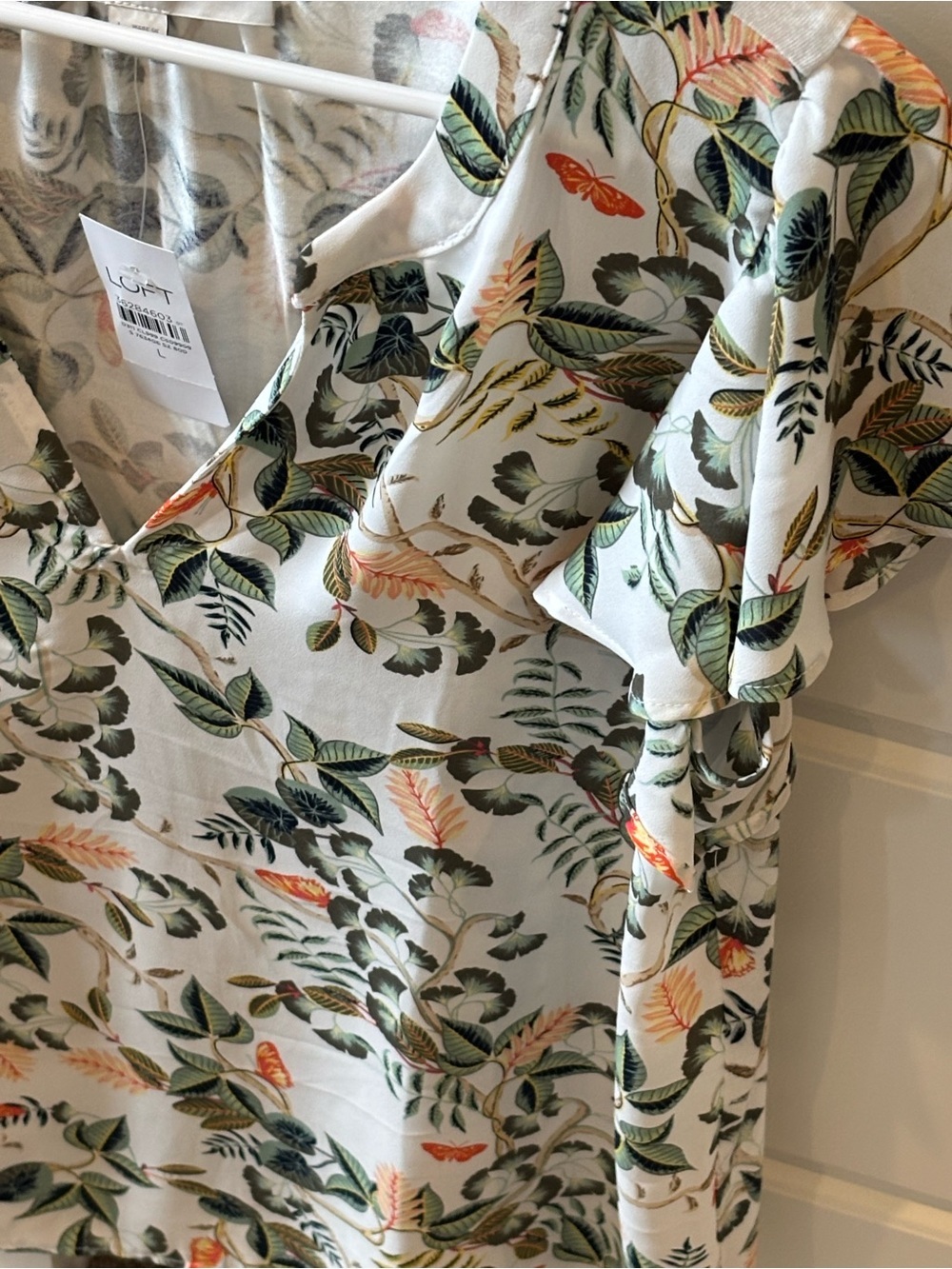 LOFT White Botanical Flutter Sleeve V-Neck Top - Picture 4 of 4